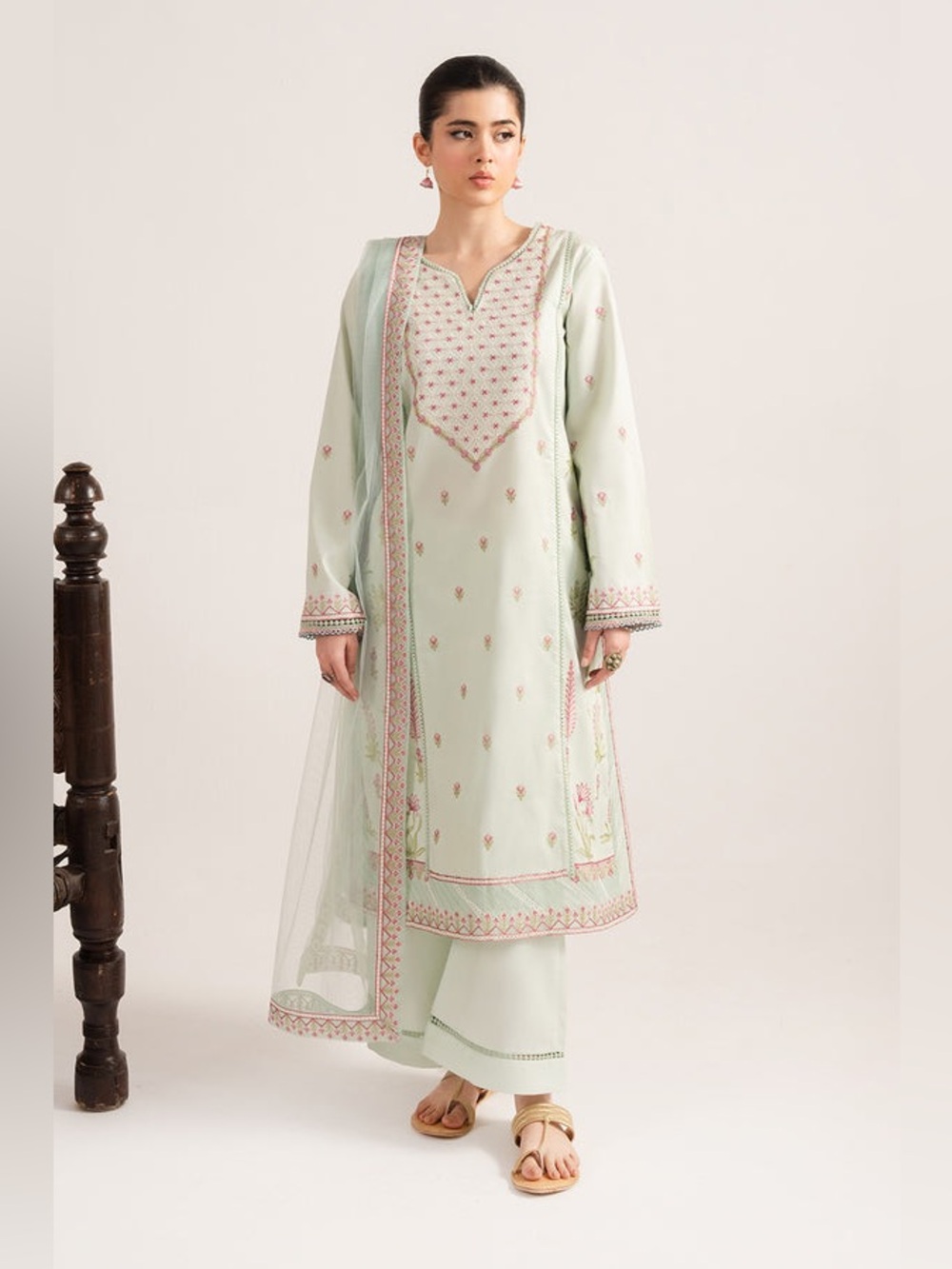 Light Mint Embroidered Lawn Kurta Set Maryum N Maria | Dali Luxe | JANE